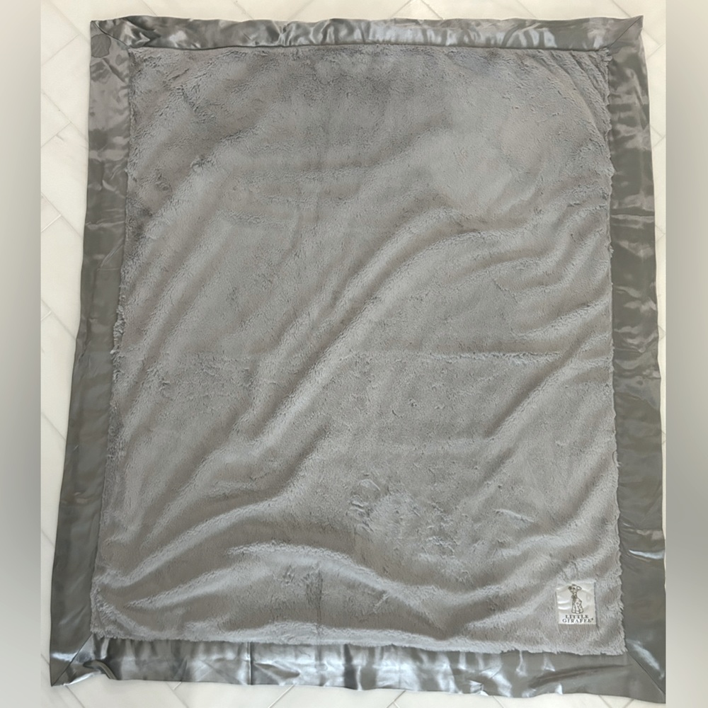 Little Giraffe Luxe Baby Blanket in Grey!